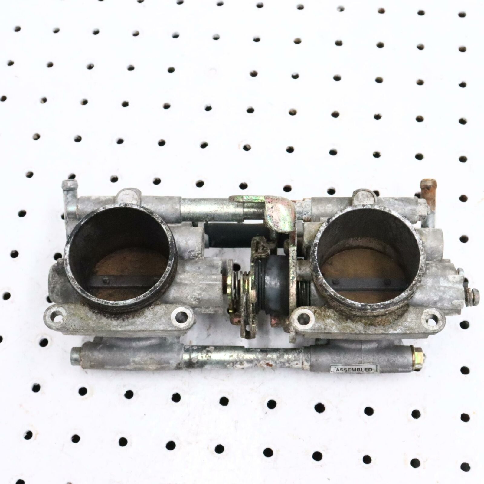 2007 POLARIS IQ 600 MAIN FUEL INJECTORS THROTTLE BODIES BODY 1203213