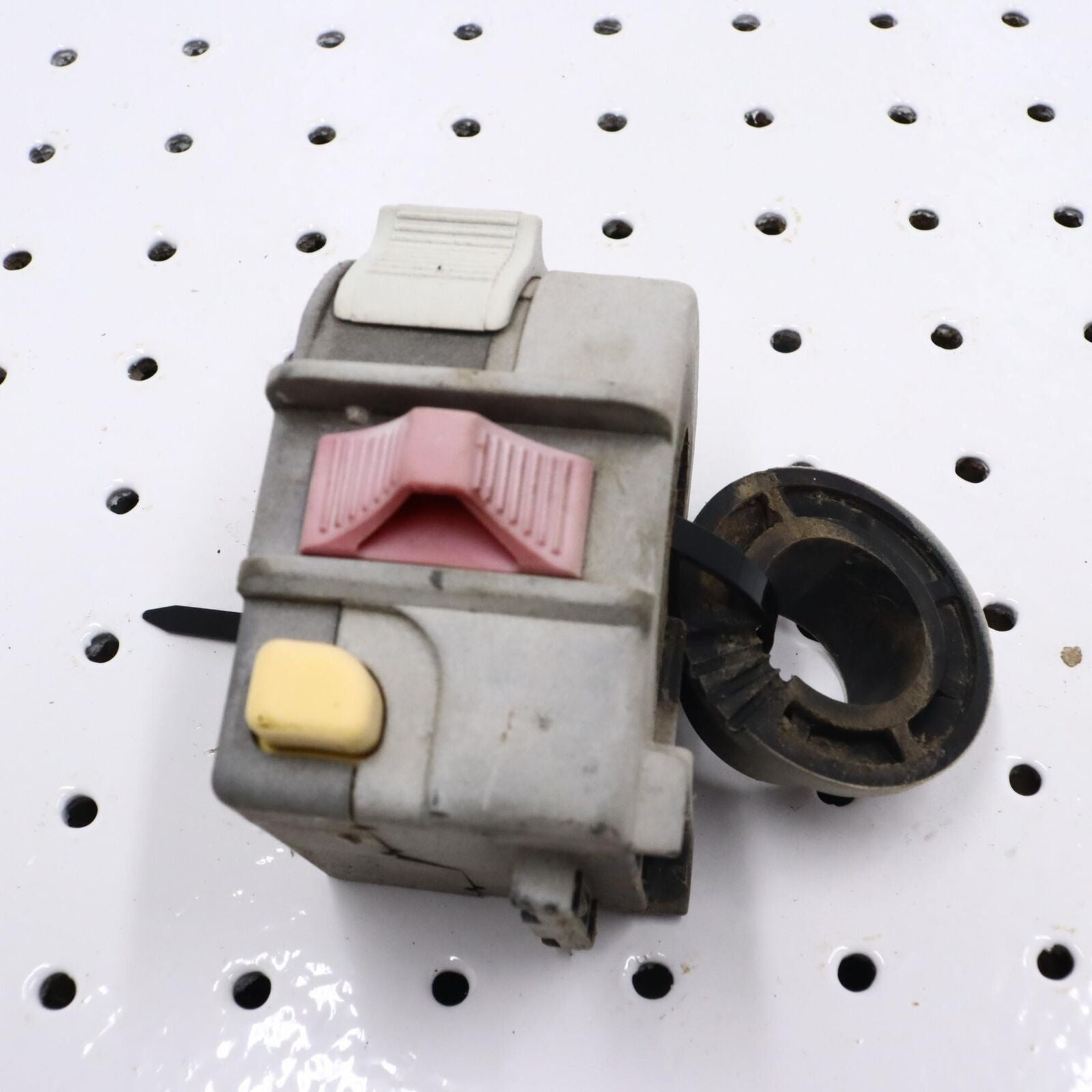 1999 POLARIS XPLORER 400 LEFT HAND CONTROL SWITCH 4010262 