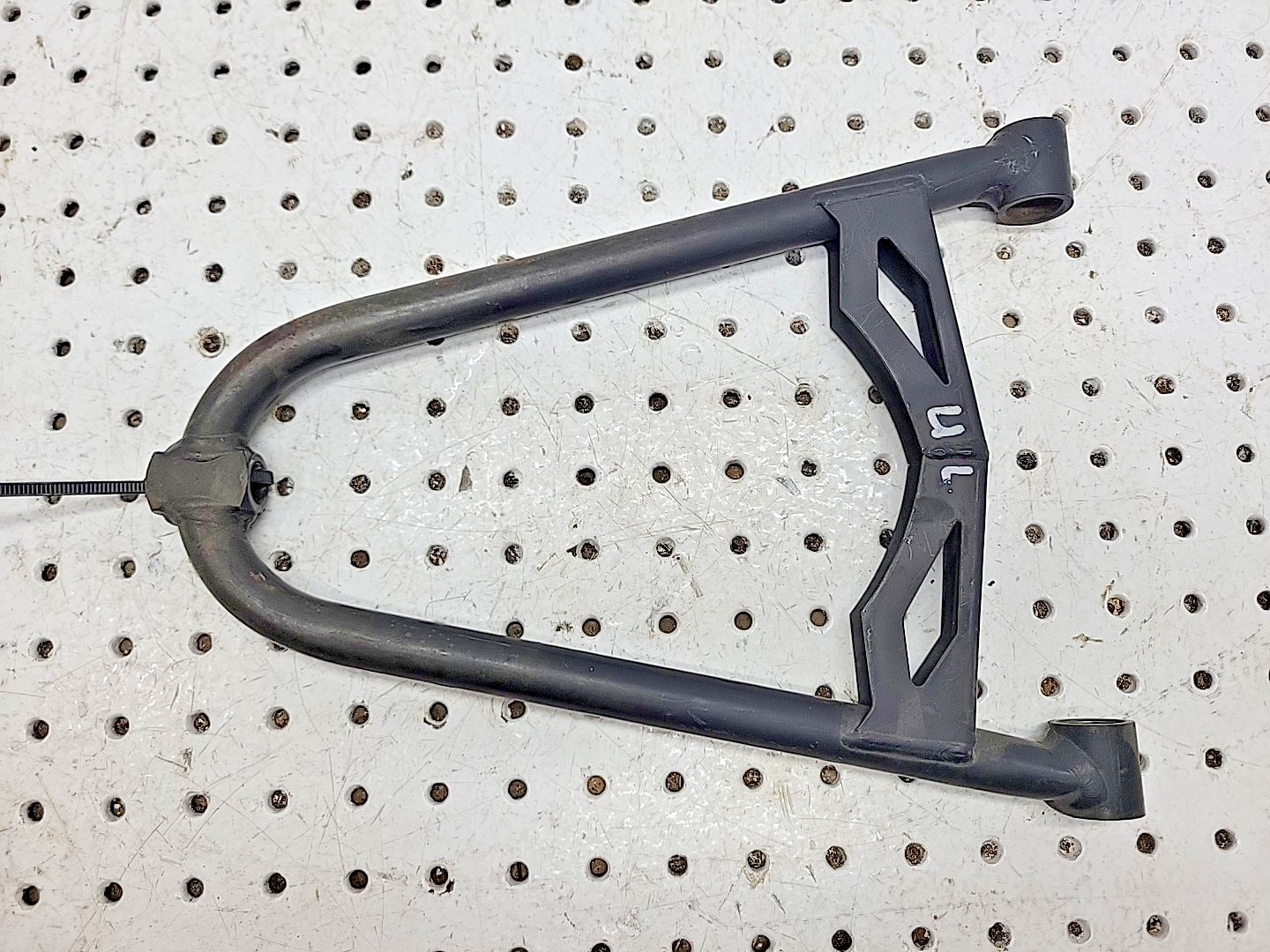 2009 Ski Doo Summit X Upper A Arm 505072375