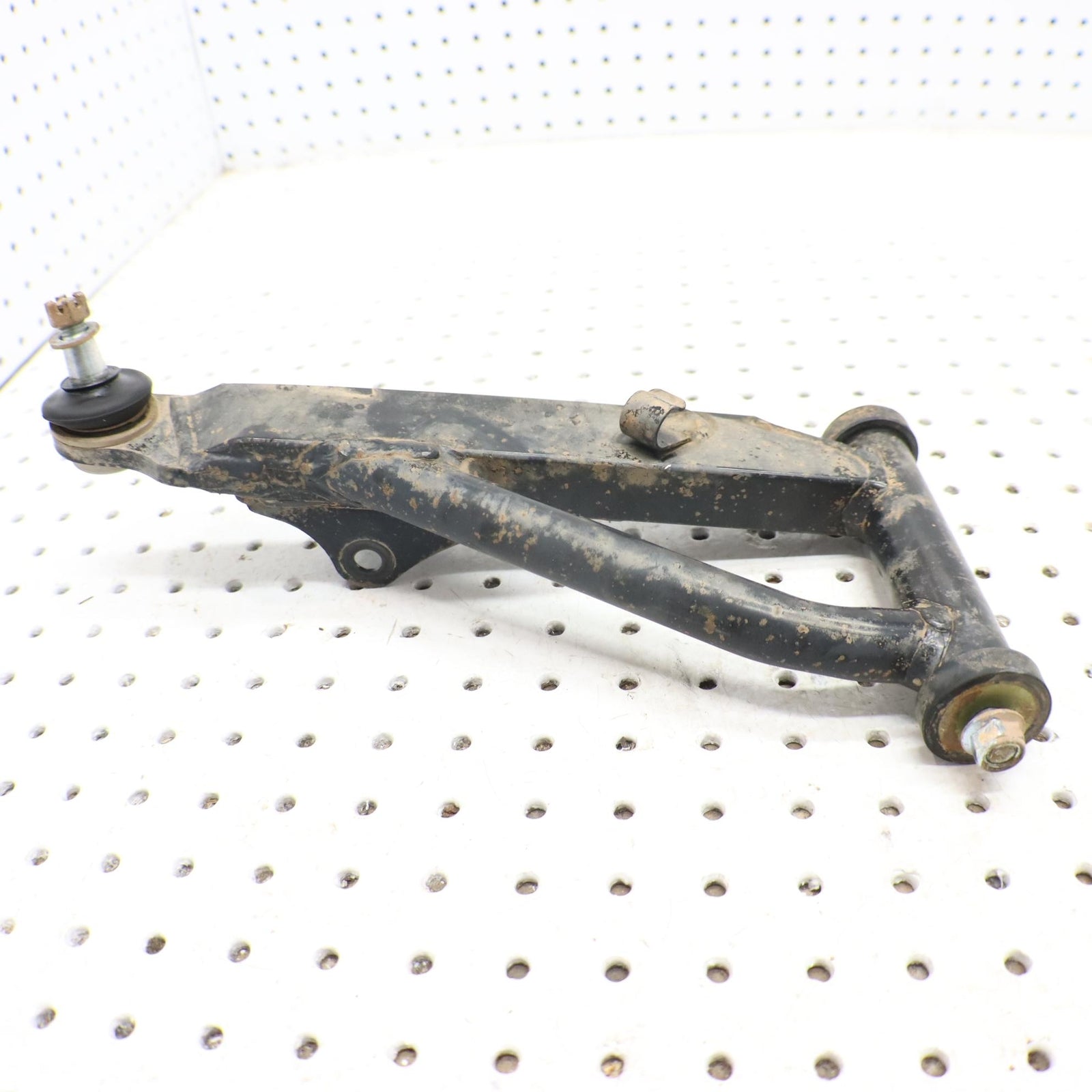 2016 SUZUKI KING QUAD 500 FRONT UPPER LEFT CONTROL ARM 52440-31820