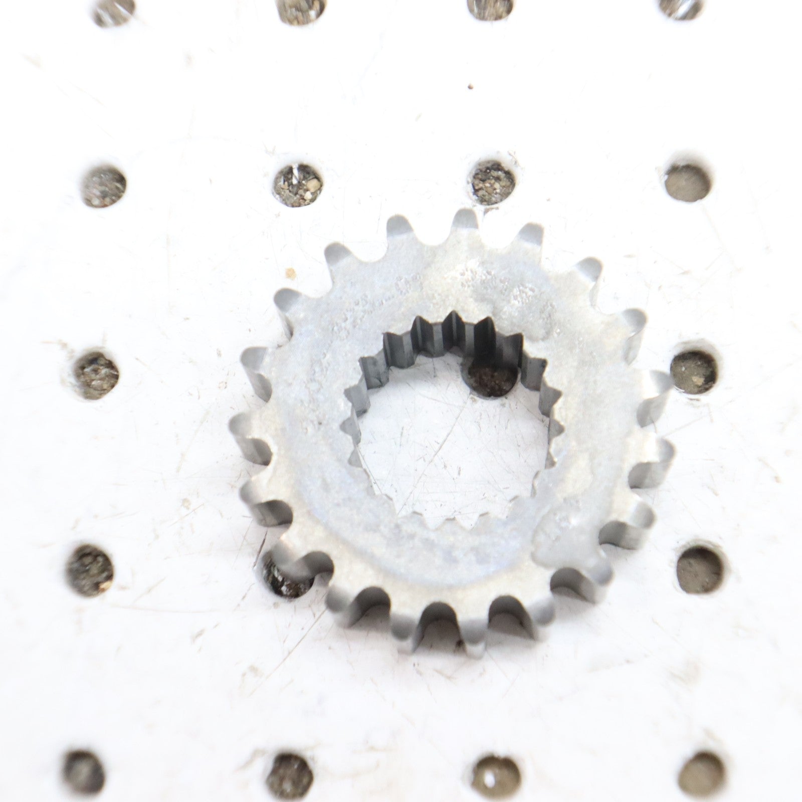 2016 Arctic Cat M8000 Chaincase Sprocket Gear Upper 2602-823 19T (13 Wide)