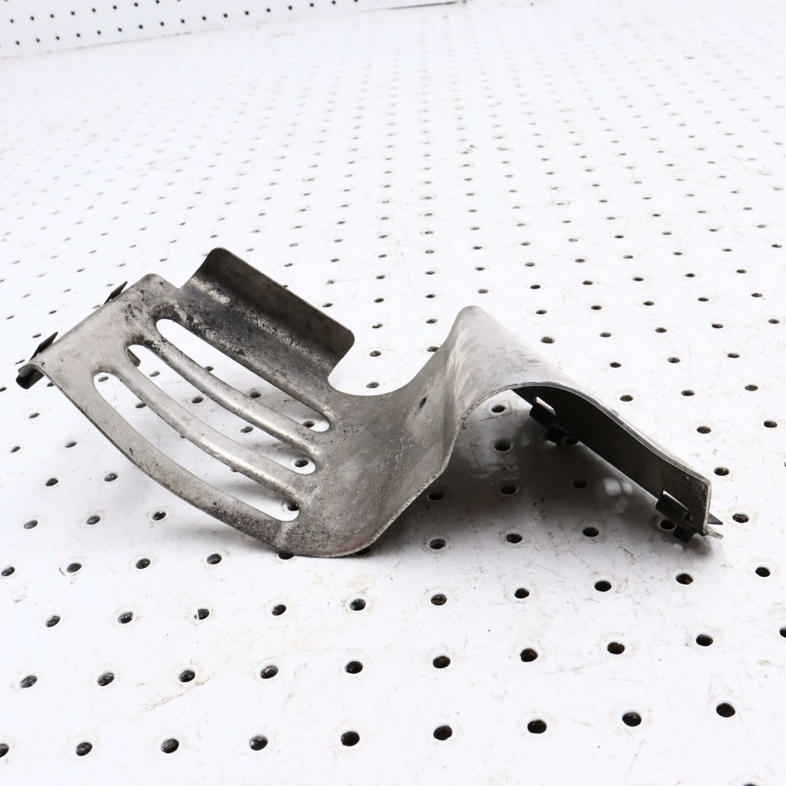2012 ARCTIC CAT PROCLIMB M800 LEFT FRONT FOOT HOLDER REST STAY FOOTREST 0607-997