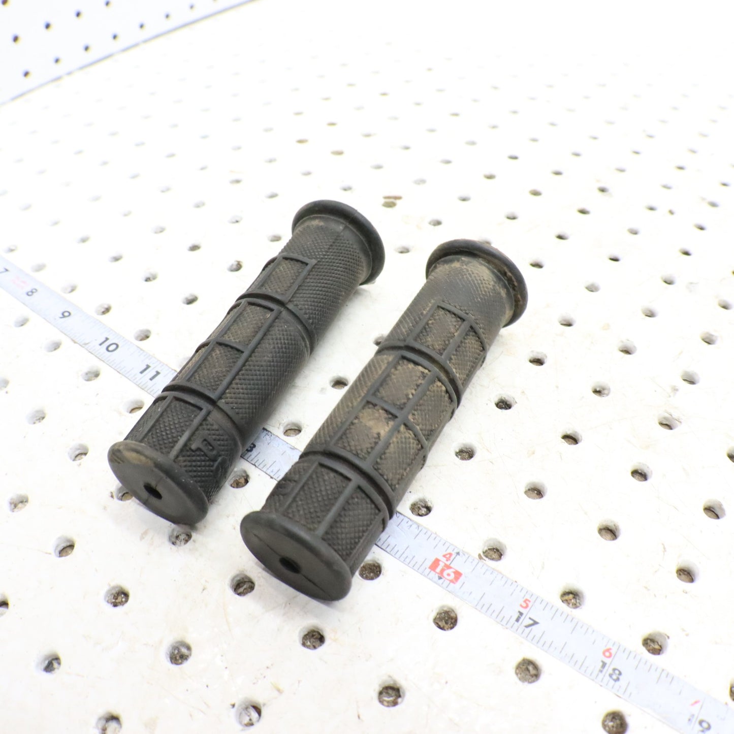 2015 Polaris Sportsman 570 Handlebar Grips 5413578-070