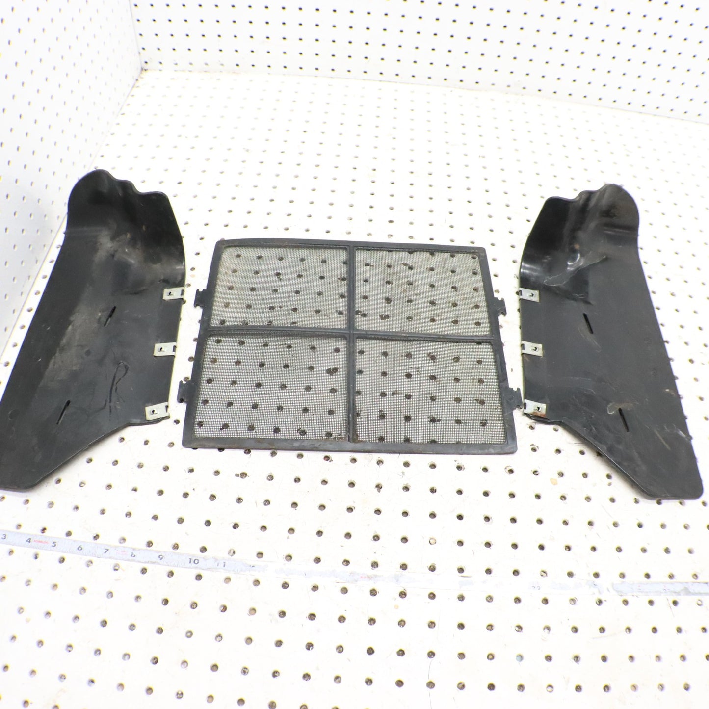 1995 Polaris Xplorer 400 Radiator Cover Screen 5431760 5431814  5431815