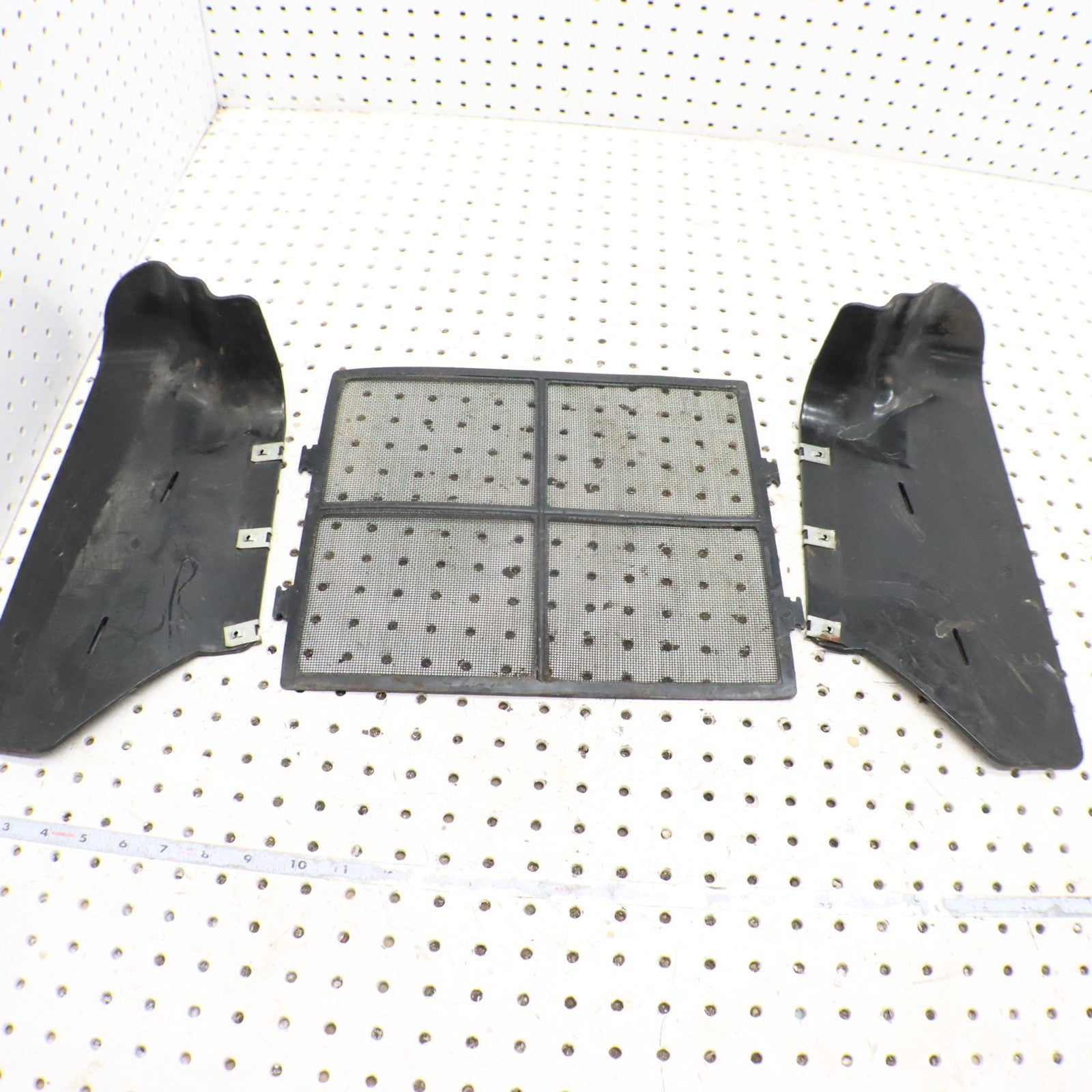 1995 Polaris Xplorer 400 Radiator Cover Screen 5431760 5431814  5431815