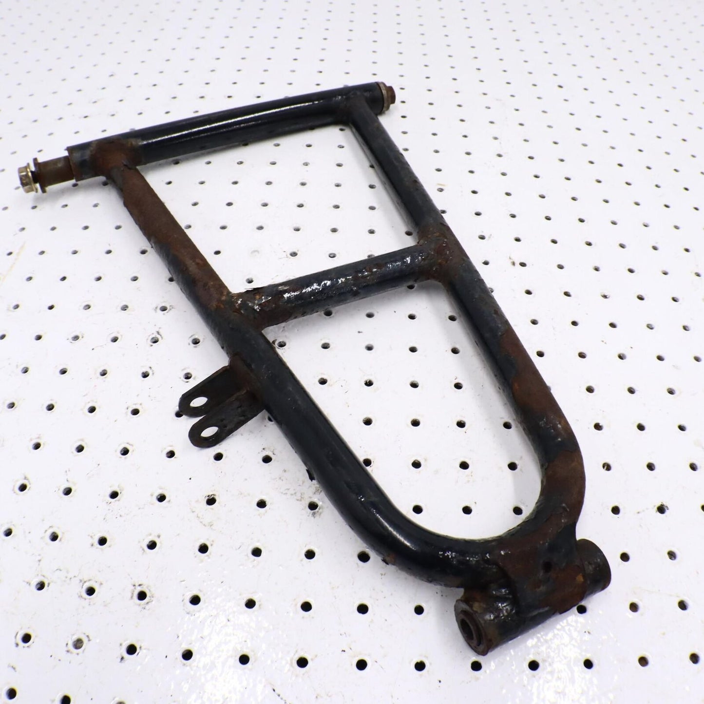 2002 ARCTIC CAT ZL 600 RIGHT FRONT LOWER SUSPENSION CONTROL A ARM 0703-532 