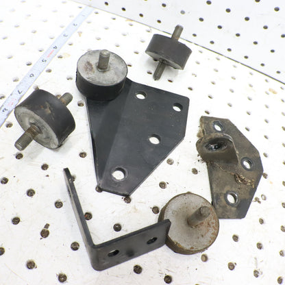 1995 Polaris Xplorer 400 Engine Motor Mounts 5222415-067 1040231-067 