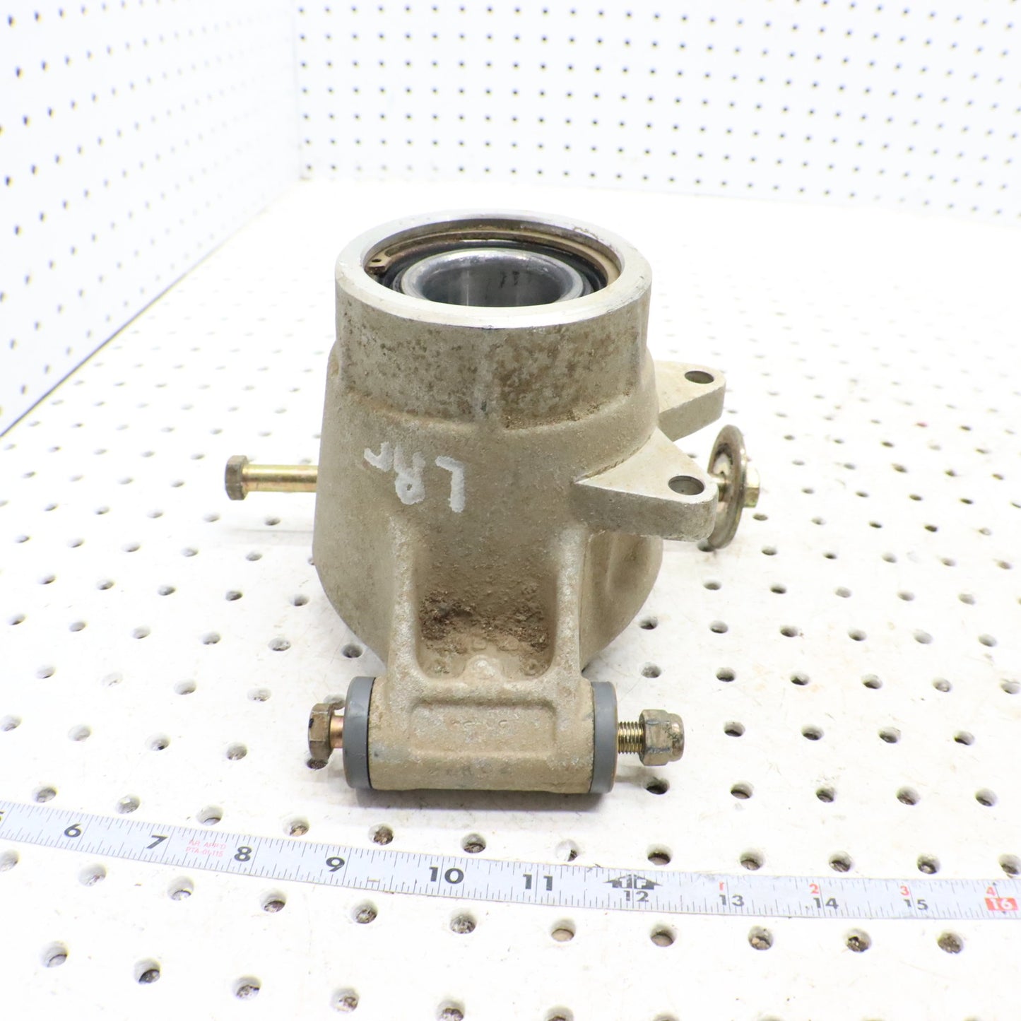 2015 Polaris Sportsman 570 Bearing Carrier Knuckle Rear 5135563 LEFT