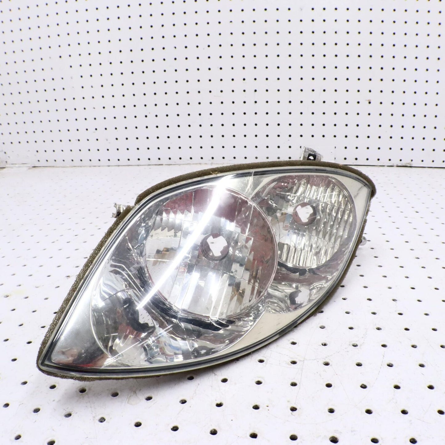 2011 ARCTIC CAT M8 FRONT LEFT HEADLIGHT HEAD LIGHT LAMP 0609-849