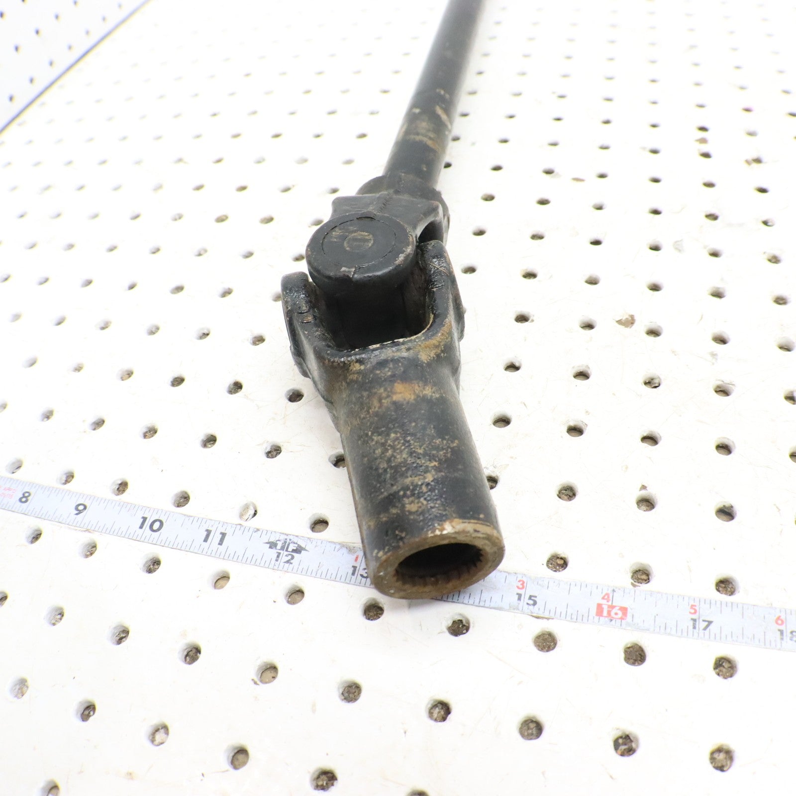 2016 Polaris Sportsman 570 Front Prop Shaft 1332860; 1334441 GOOD CONDITION