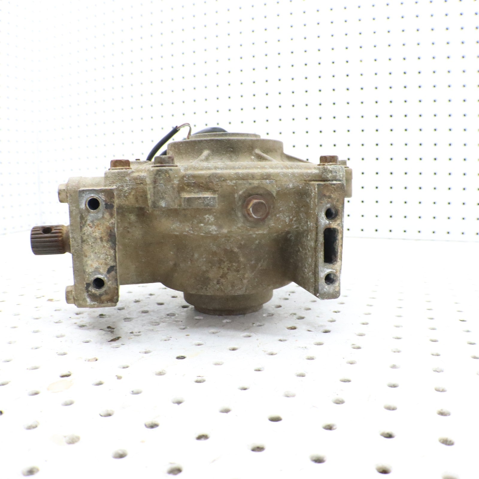 2004 Polaris Sportsman 500 Front Gearcase Differential 1341497 1332990