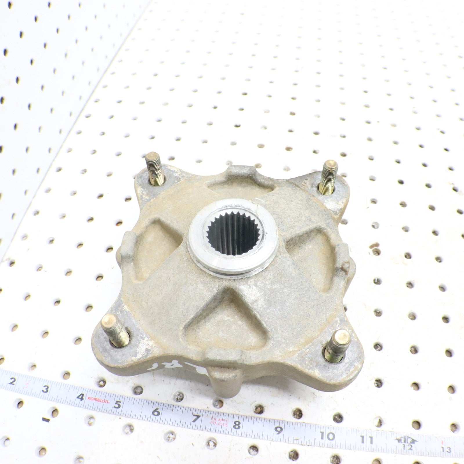 2015 Polaris Sportsman 570 Wheel Hub 5135113 5143629 REAR