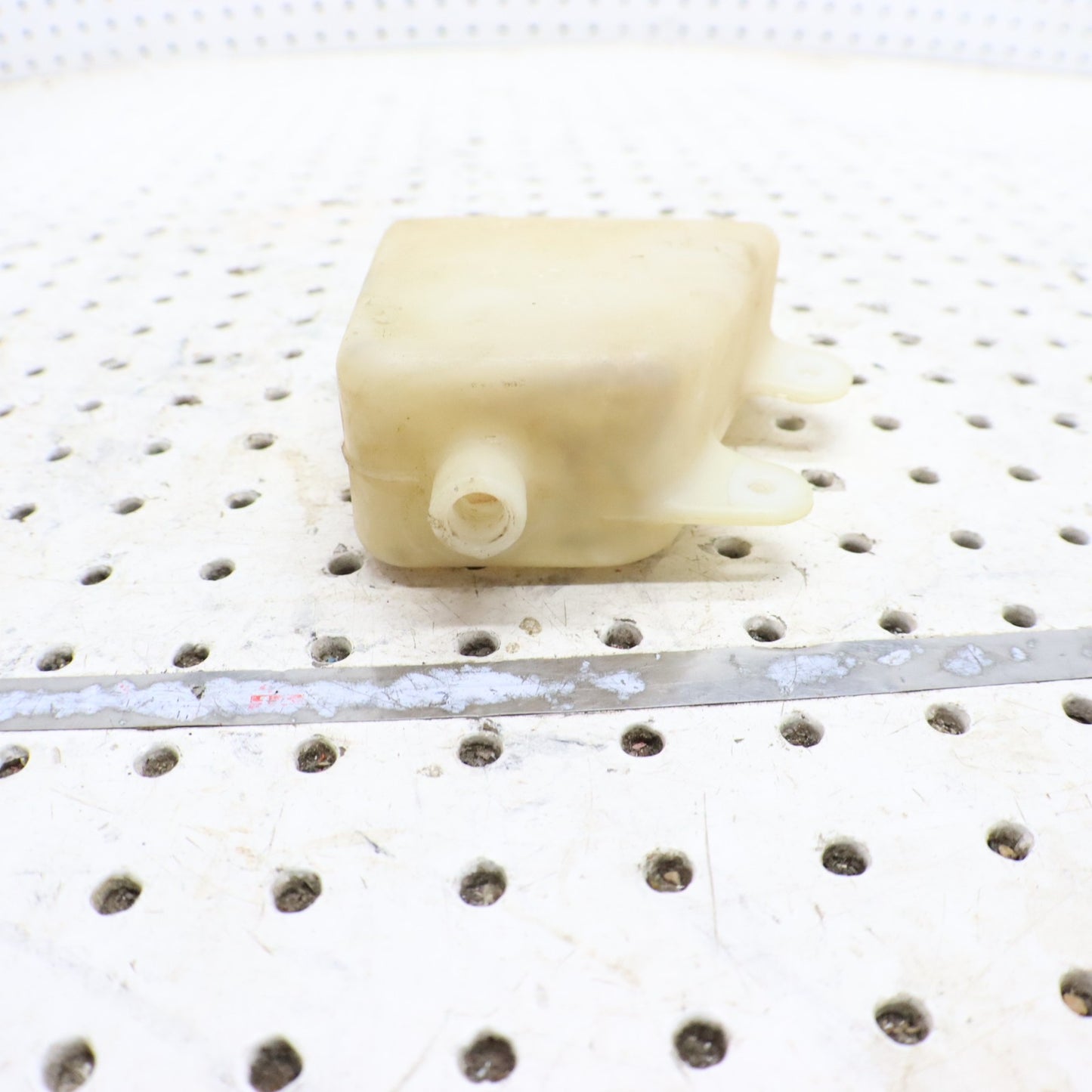 2004 Polaris Sportsman 500 Coolant Tank Surge Bottle 5431673 5436936