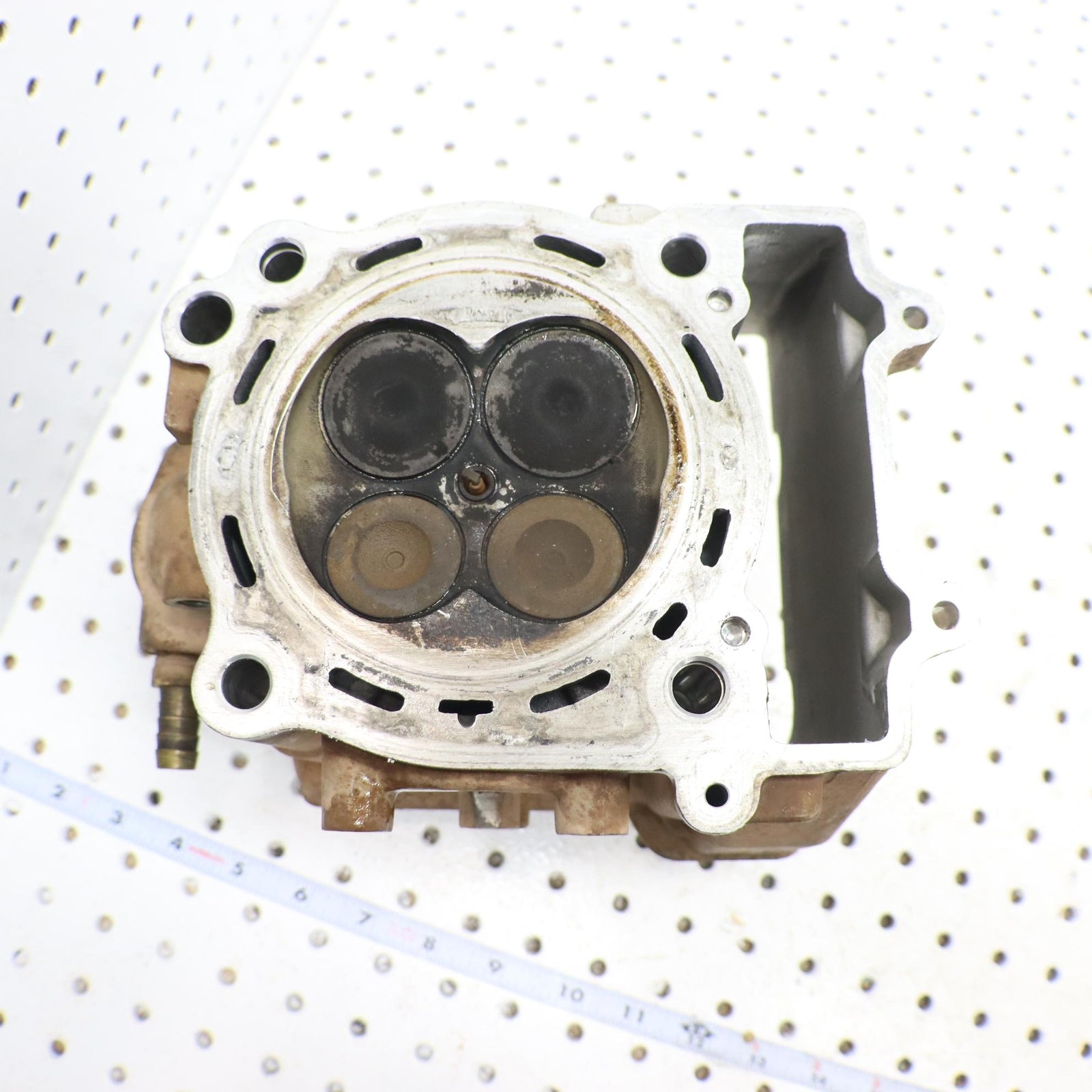 2014 Polaris Sportsman 570 Cylinder Head  3022521 2206221