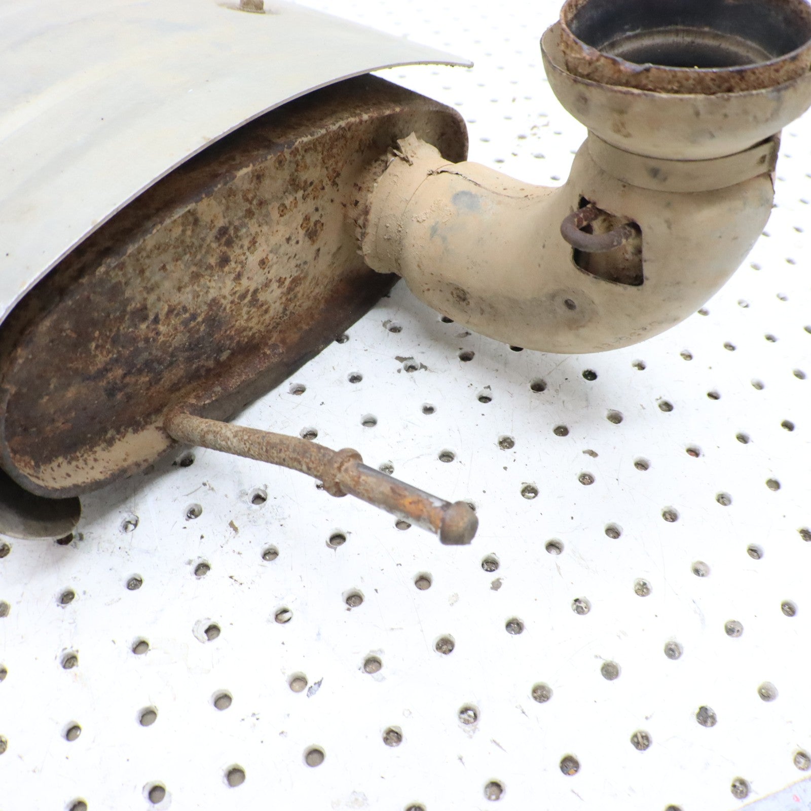 2013 Polaris Ranger Xp 900 Exhaust Muffler 1262290; 1262574
