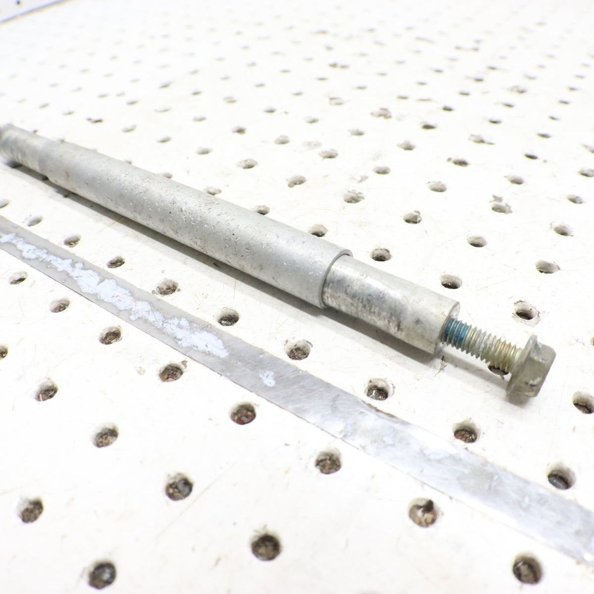 2007 Arctic Cat F6 Rear Suspension Cross Axle Shaft LIMITER STRAP 0604-426