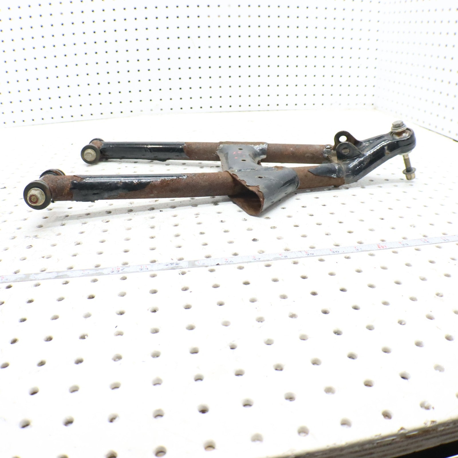 2007 Polaris Iq 600 A Arm Lower Right 2203022-067