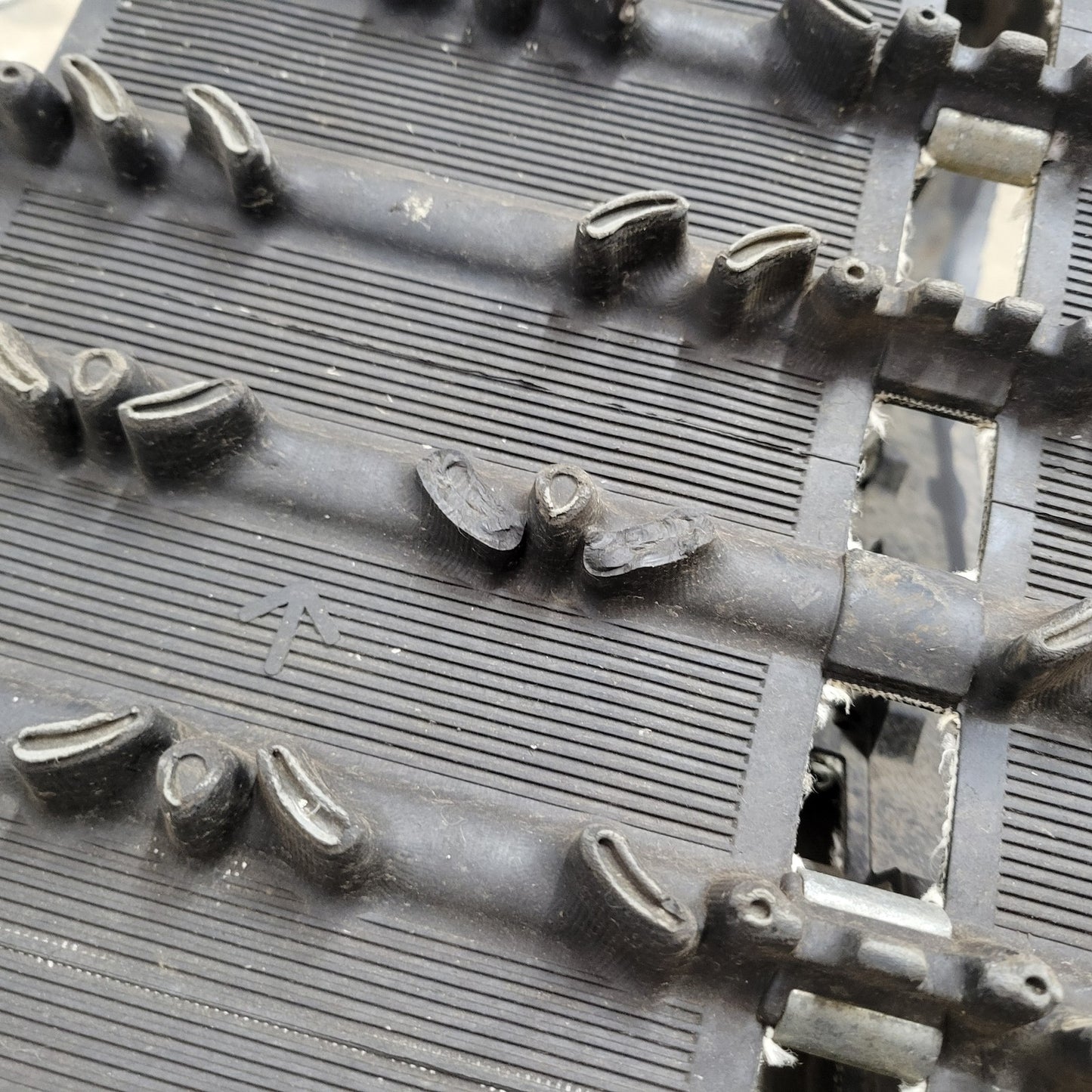 2009 Arctic Cat Crossfire R 8 128 x 14 x 1 Hacksaw Track 2602-047