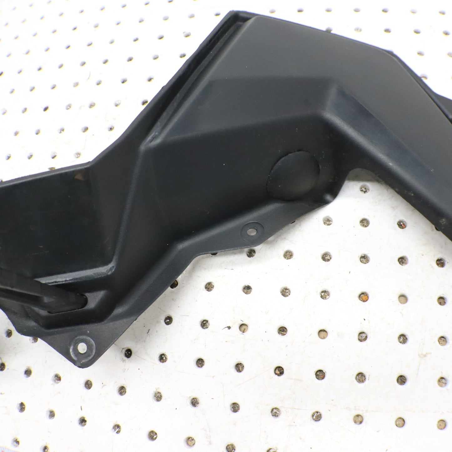 2016 Polaris Rush 800 Fender Bellypan Right 2635838