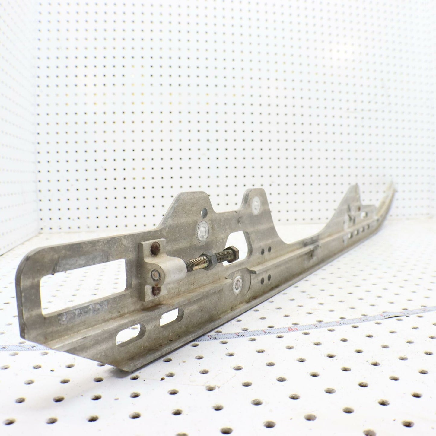 2007 POLARIS IQ 600 RIGHT SLIDING SKID FRAME SUSPENSION RAIL 1542131