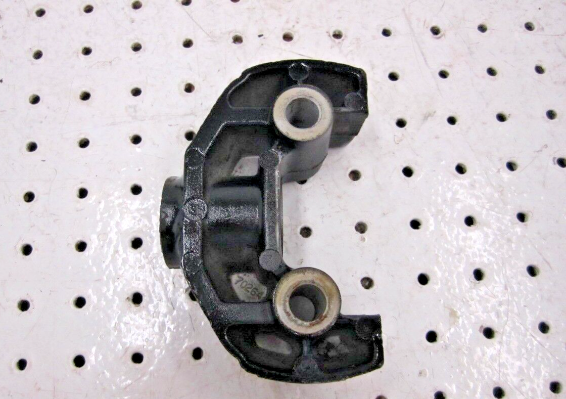 1986 MERCURY 45HP LONG SHAFT BOTTOM YOKE 77416