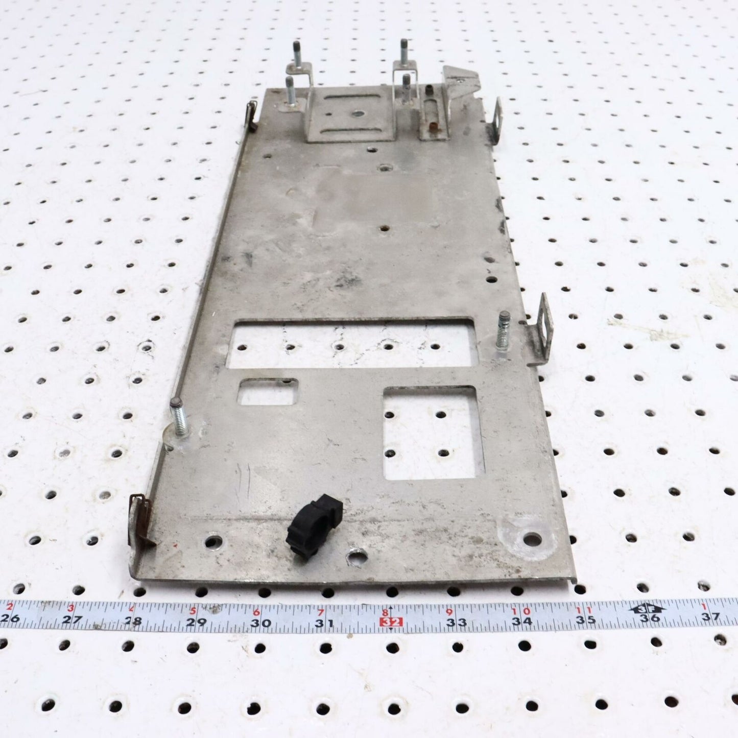 2007 POLARIS IQ 600 ASM-PLATE,ELEC CENTER W/STUDS 1015761