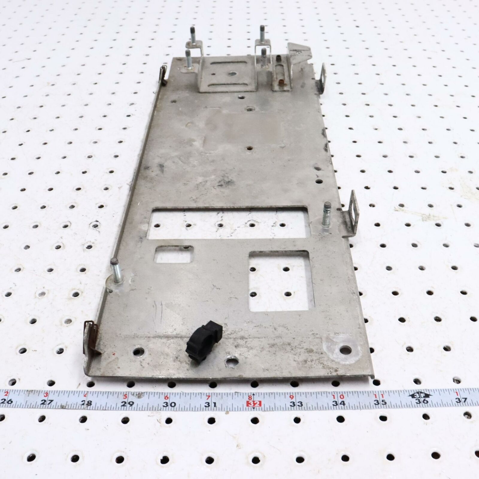 2007 POLARIS IQ 600 ASM-PLATE,ELEC CENTER W/STUDS 1015761