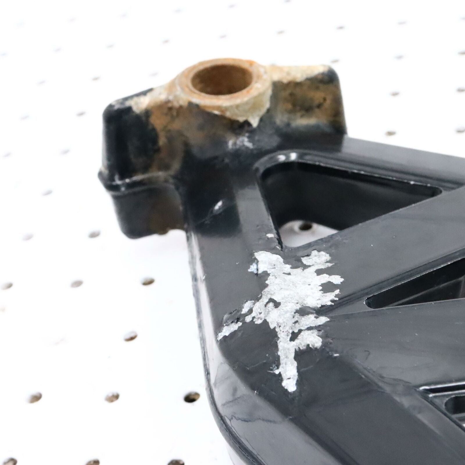 2012 ARCTIC CAT PROCLIMB M800 RIGHT FRONT STEERING ARM SPINDLE KNUCKLE 2703-638