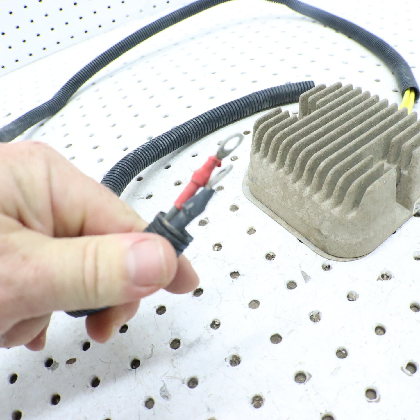 2016 Polaris Sportsman 570 Voltage Regulator 4015230; 2208110