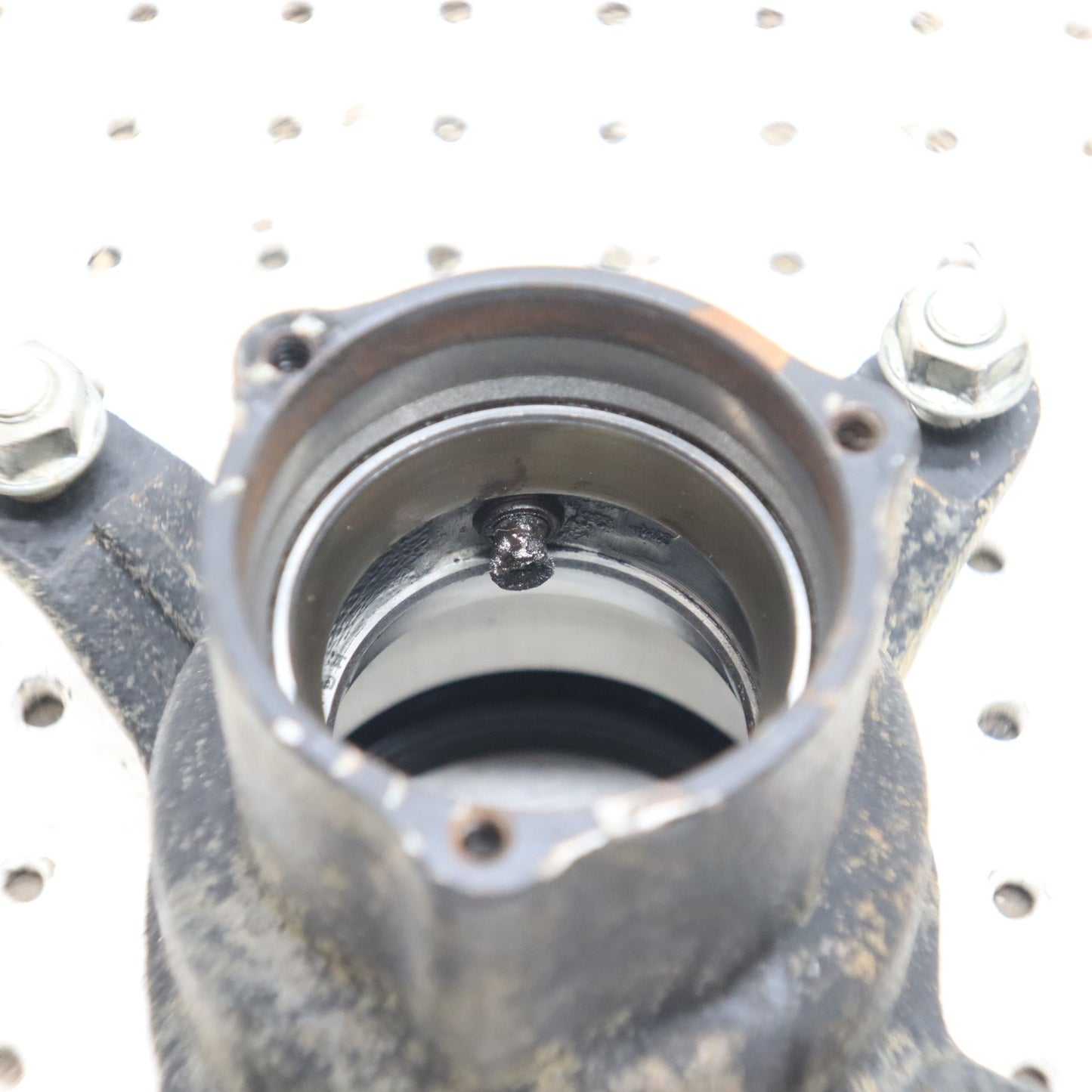 1998 Polaris Xplorer 400l Wheel Hub 1520243; 2202595 
