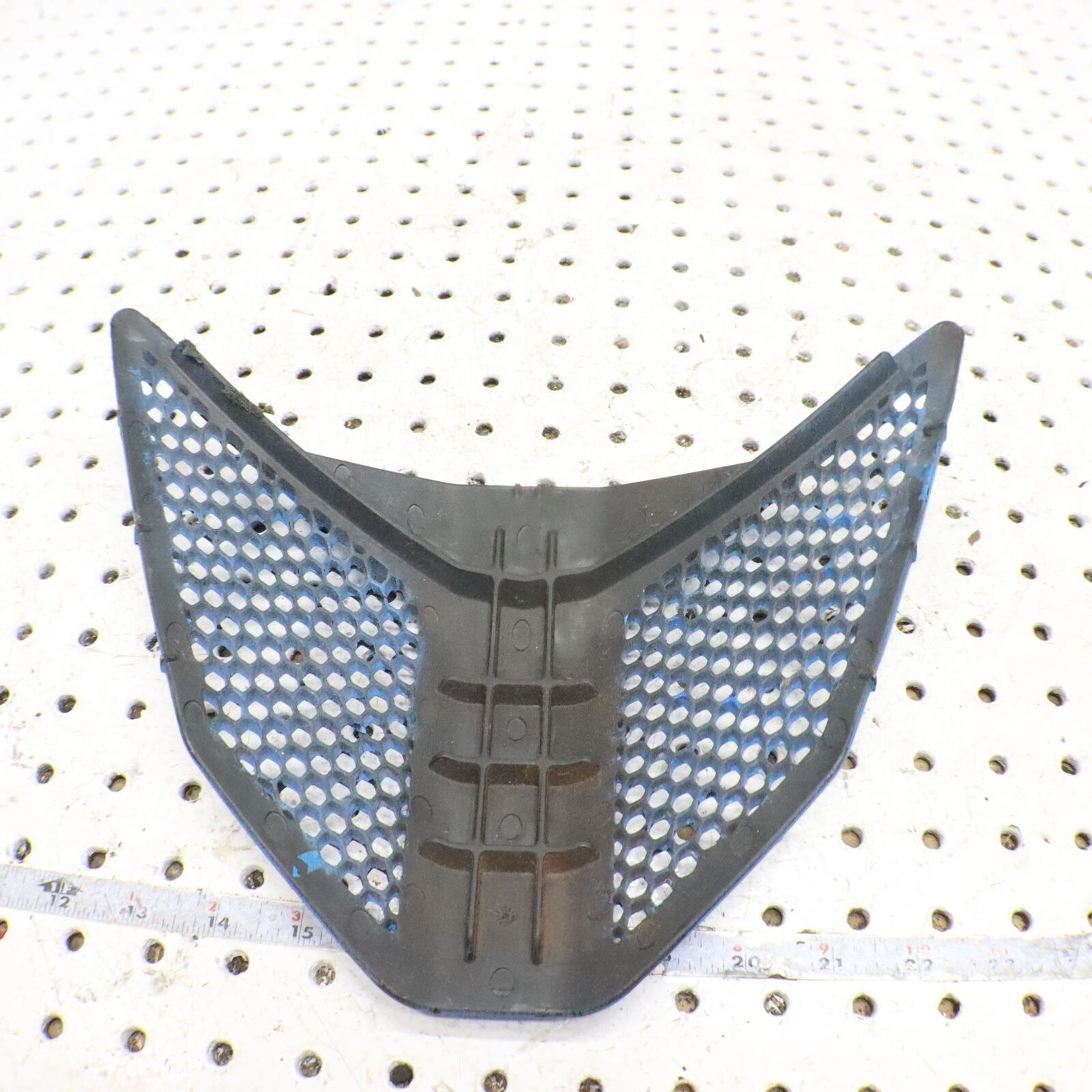 2006 POLARIS FUSION 600 HOOD LOUVER SCREEN VENT COVER 5435838-070
