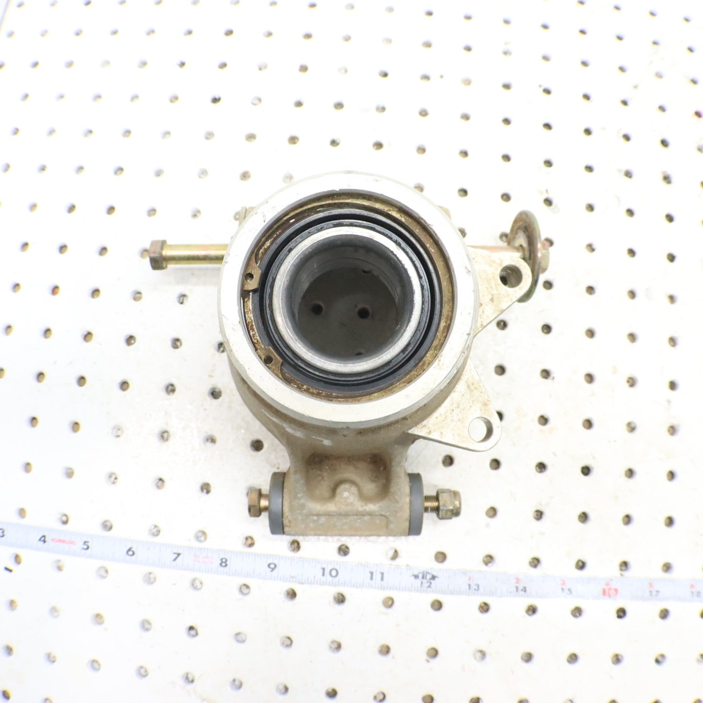 2015 Polaris Sportsman 570 Bearing Carrier Knuckle Rear 5135563 LEFT