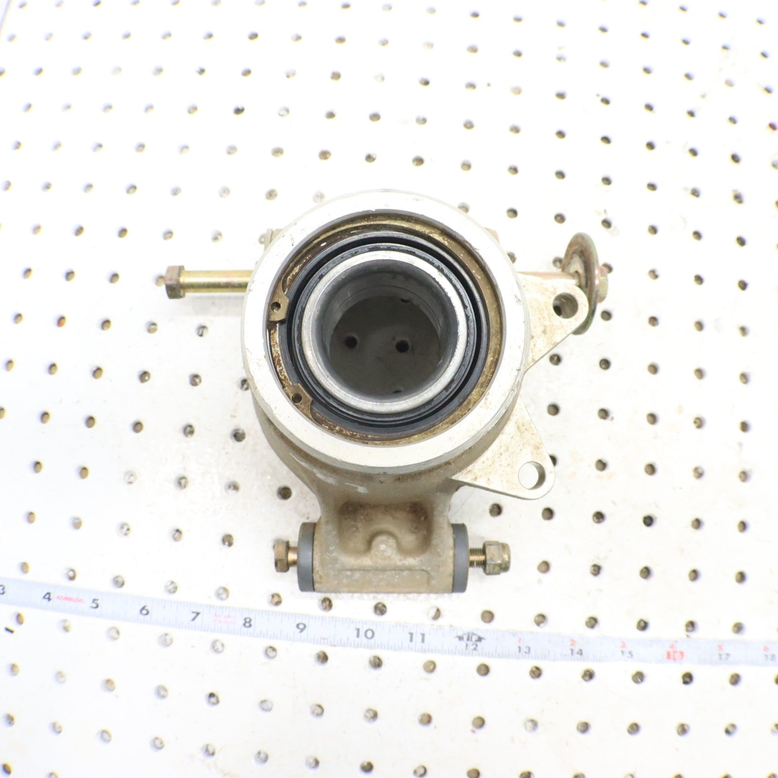 2015 Polaris Sportsman 570 Bearing Carrier Knuckle Rear 5135563 LEFT