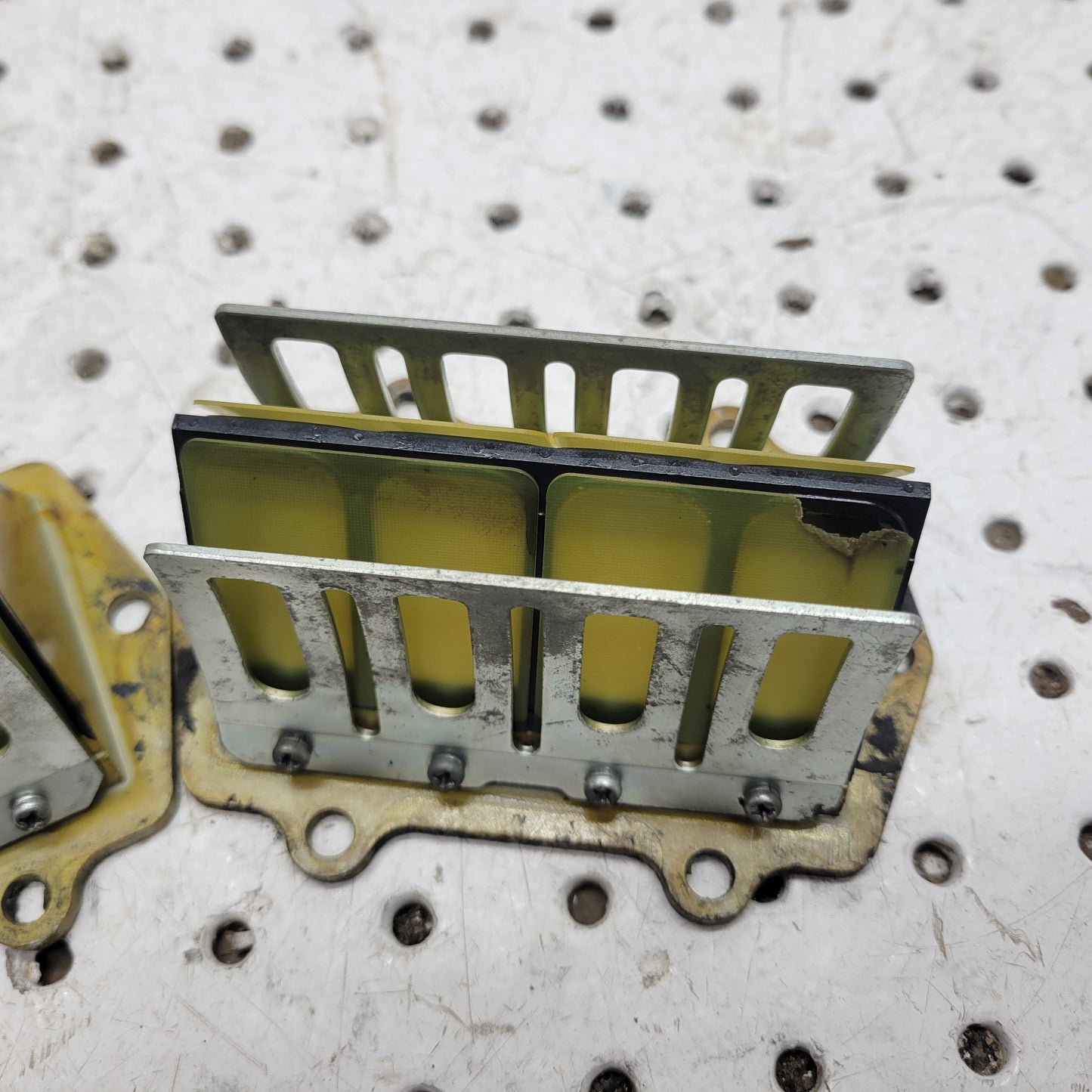 ARCTIC CAT INTAKE REED BLOCK ASSEMBLY 3007-886